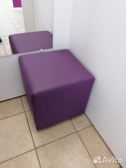 Пуфик в прихожую бу