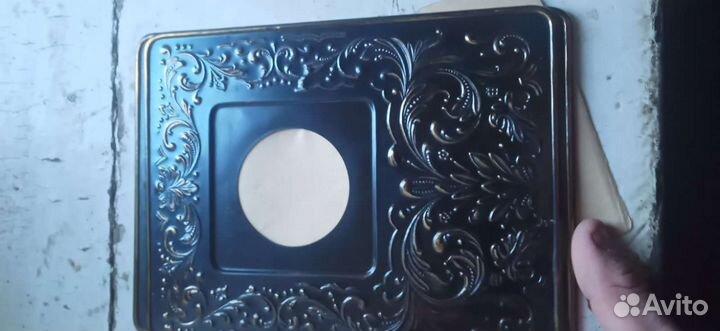 Панель под электровыключатель. Чеканка СССР