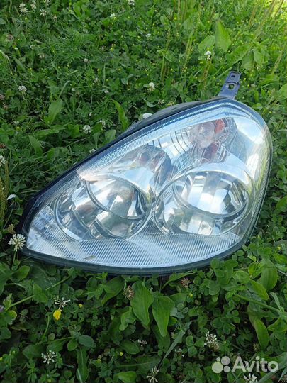 Фара левая priora