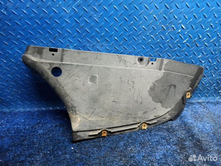 Защита днища задняя правая Bmw F30