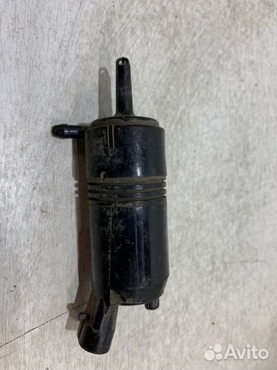 Насос омывателя передний Cadillac Srx 1 2003-2009