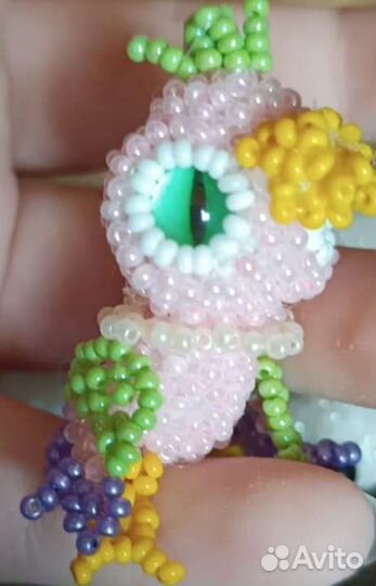 Попугай Кеша амигуруми бисер