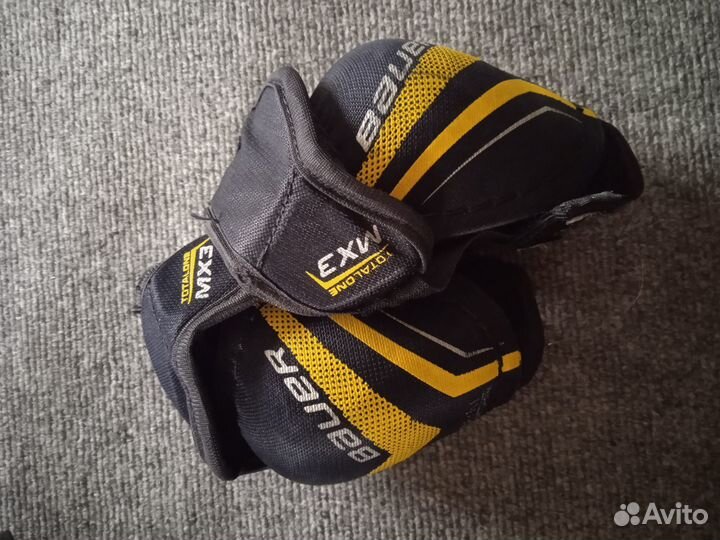 Хоккейная форма, Нагрудник, Щитки, Шорты, Краги