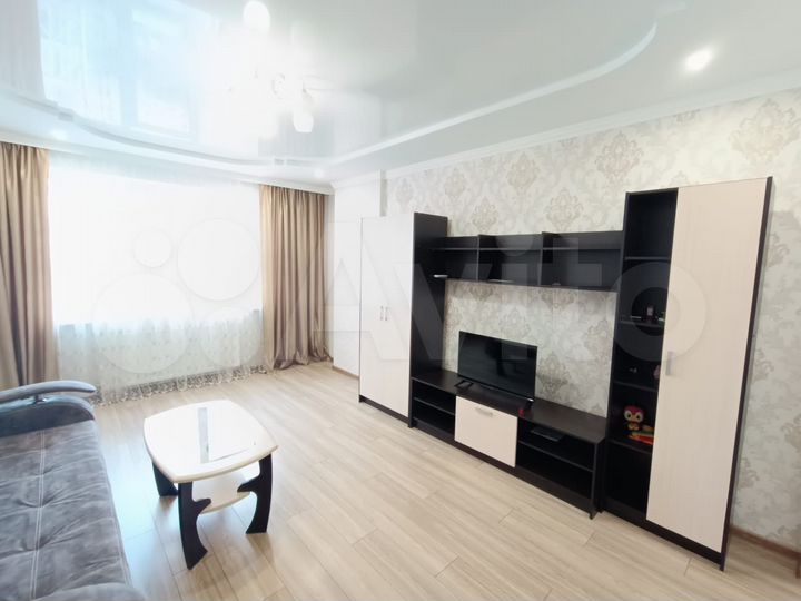 2-к. квартира, 60 м², 15/23 эт.