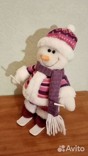 Снеговик на лыжах. Эксклюзивный