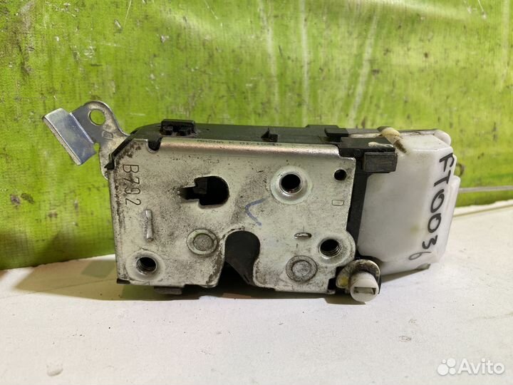 Замок двери задней правой Fiat Albea 51809240