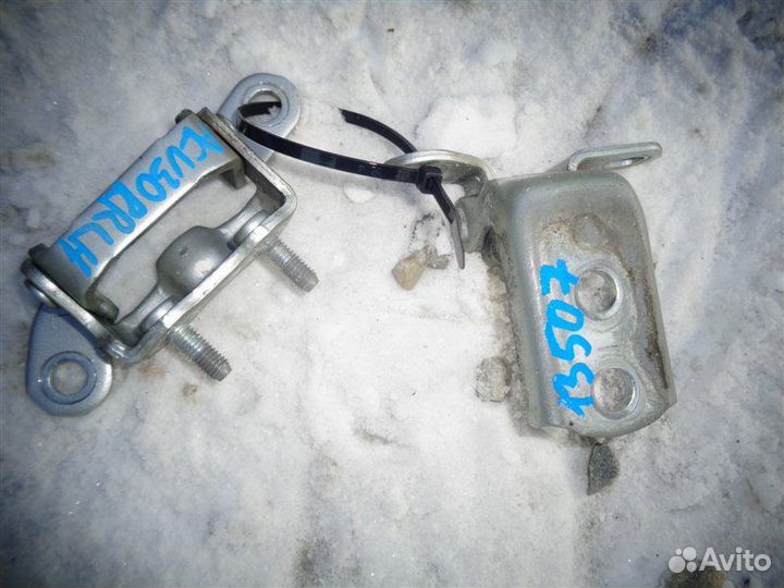 Петля двери задняя левая Toyota Camry ACV30 2AZ