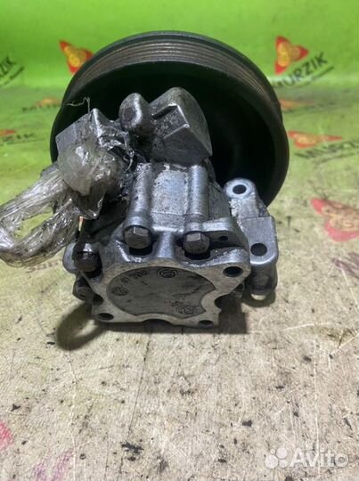 Насос гур Mercedes V-Class W638 611.980 2.2 CDI