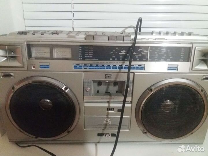 Кассетный магнитофон jvc