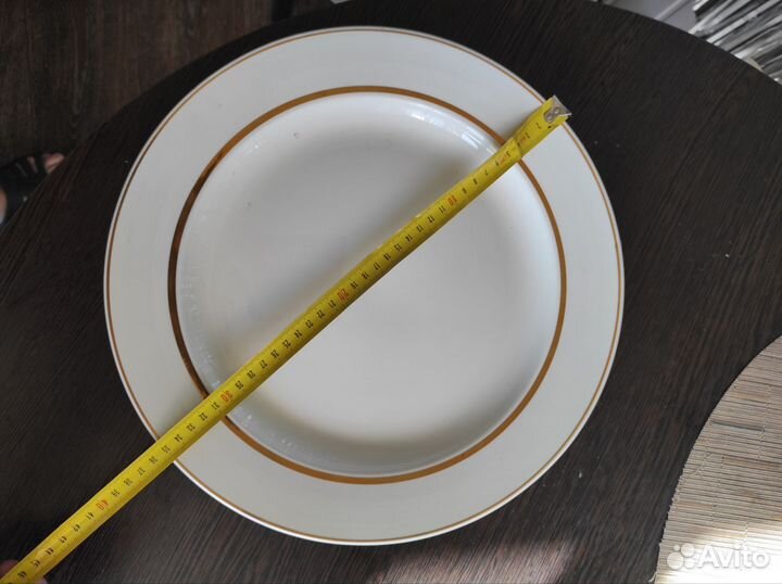 Большая тарелка 35 см блюдо с золотой каёмочкой