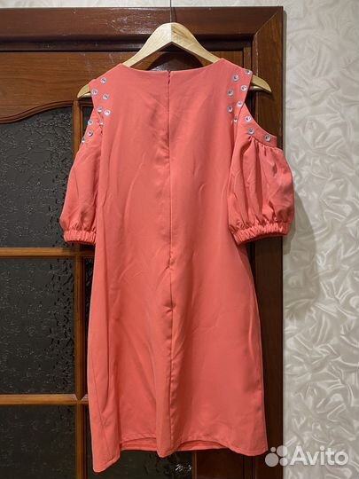 Женское розовое платье Exclusive