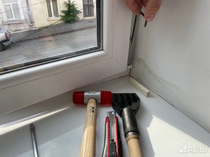 Ремонт пластиковых окон Фурнитура Уплотнители