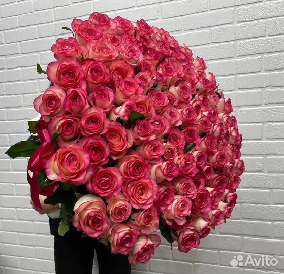 Букет роз с доставкой 301 шт