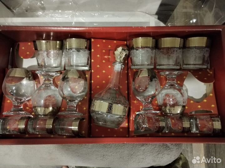 Набор с графином рюмками бокалами