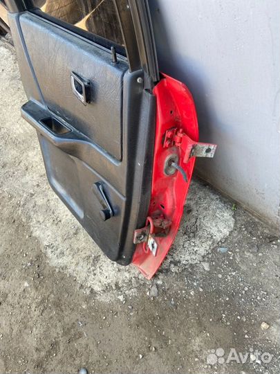 Дверь задняя левая Audi 80 B3 RU 1989