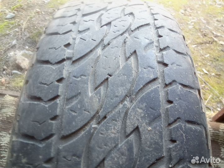 Bridgestone Dueler A/T 205/70 R15