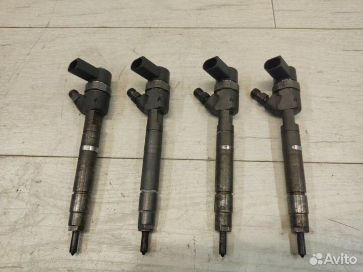 Форсунка Mercedes Sprinter W903 OM611