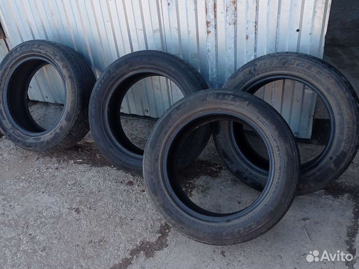 Triangle TR257 215/60 R17 95H