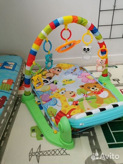 Развивающий коврик с пианино