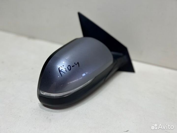 Зеркало с поворотником правое Kia Rio 4 2017