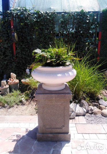 Вазон,клумба