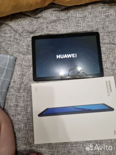 Планшет Huawei MediaPad T5