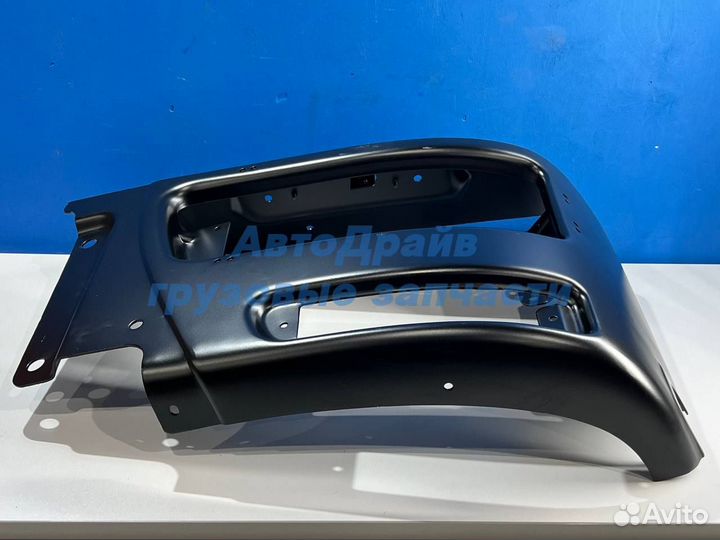 Угол бампера Ивеко Стралис Траккер правый