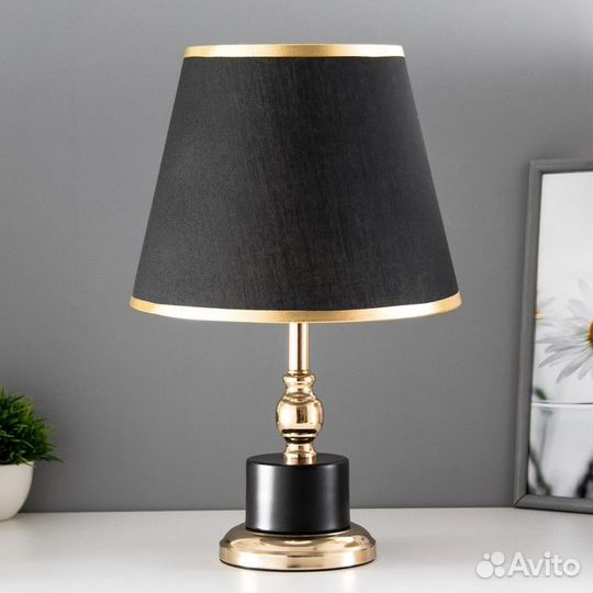 Лампа настольная 'Луиза' 1x60Вт E27 черный 25х25х4
