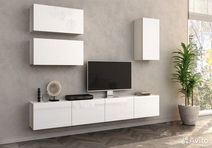 Стенка Лия 3