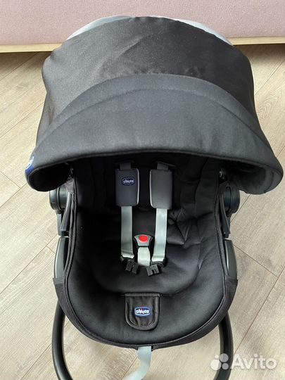 Автокресло Chicco Auto-Fix-Fast