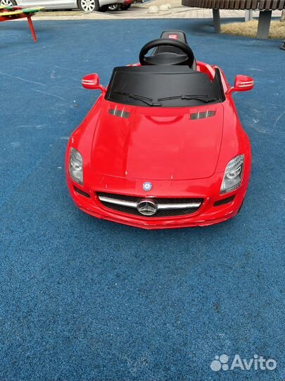 Детский электромобиль