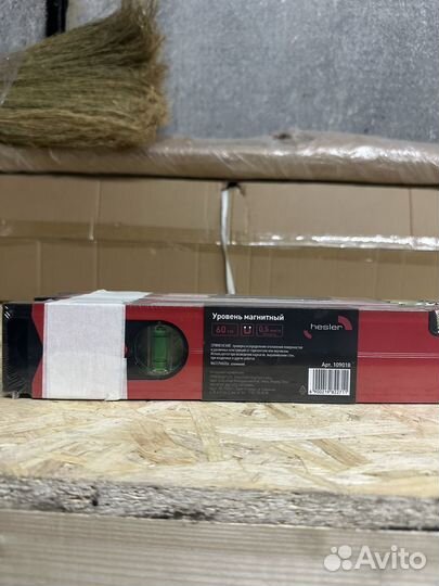 Уровень магнитный Hesler 60 см 3 глазка