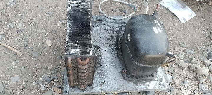 Компрессор для холодильника промышленого