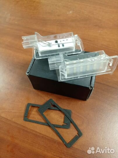 Подсветка светодиодная номерного знака Renault