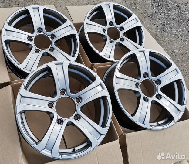 Нива, Шеви Нива R16 новые