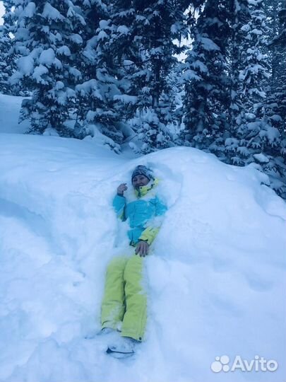 Горнолыжный костюм женский