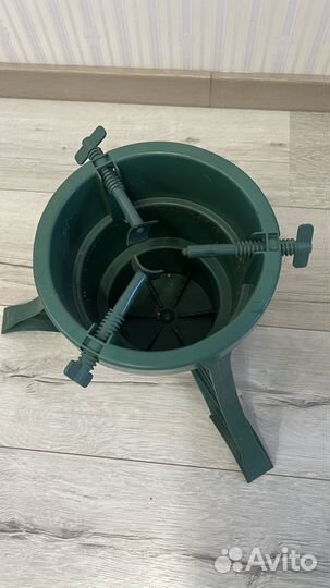 Подставка под елку