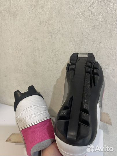 Лыжные ботинки для девочки 32 размер