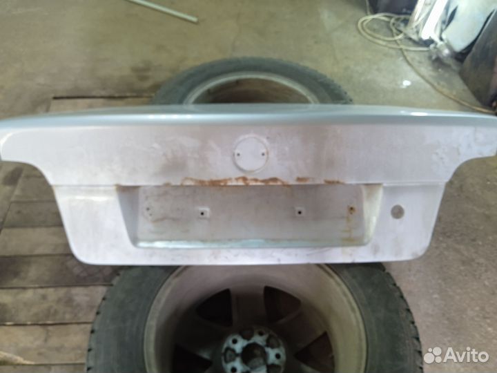 Крышка багажника бмв е39