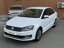 Volkswagen Polo 1.6 AT, 2017, 369� 550 км, с пробегом, цена 995 000 руб.