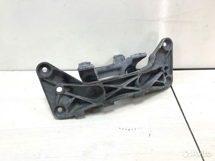 Опора кпп Bmw 3-Series F30 2017