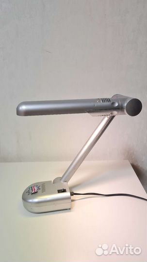 Лампа настольная