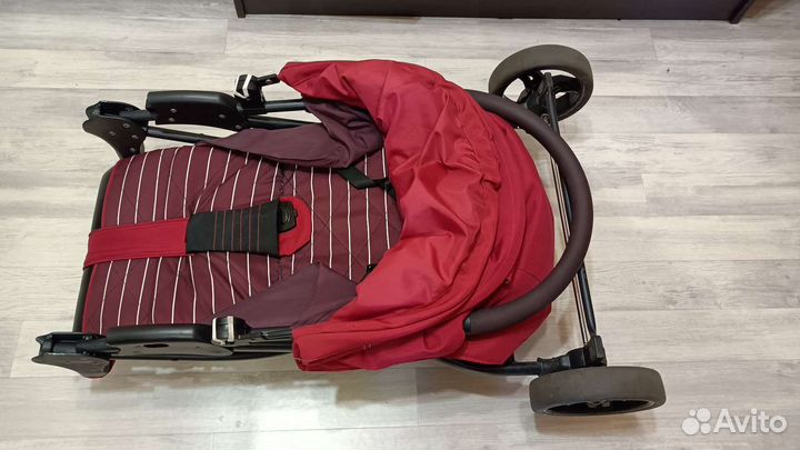 Детская коляска