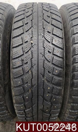 Marshal I'Zen RV Stud KC16 215/70 R16 107U