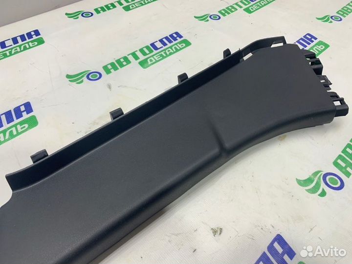 Обшивка стойки задняя левая Citroen C4 Picasso