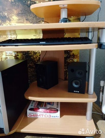 Компьютерный стол с надстройкой бу