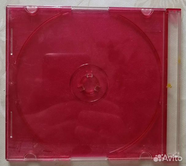 Стеллажи,полки,коробки для дисков