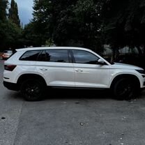 Skoda Kodiaq 1.4 AMT, 2019, 140 000 км, с пробегом, цена 2 363 000 руб.