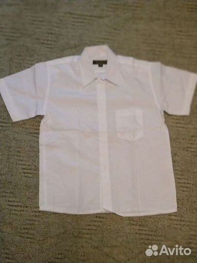 Рубашка белая с коротким рукавом для мальчика рост