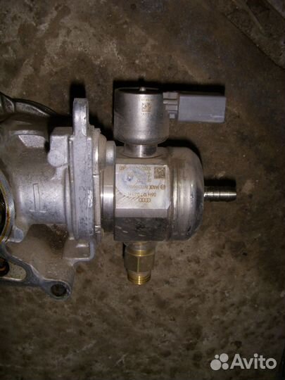 Вакуумный Топливный насос Ауди А4 А5 Б8